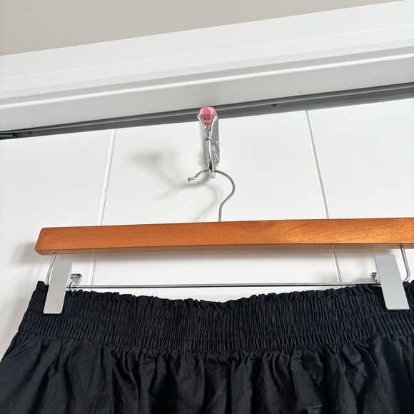 3/$45 Black Poplin Skirt - Picture 5 of 8